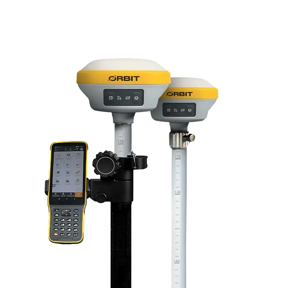 İki Orbit markalı çift frekanslı GNSS alıcısı ve sarı el bilgisayarı — saha RTK ölçüm seti