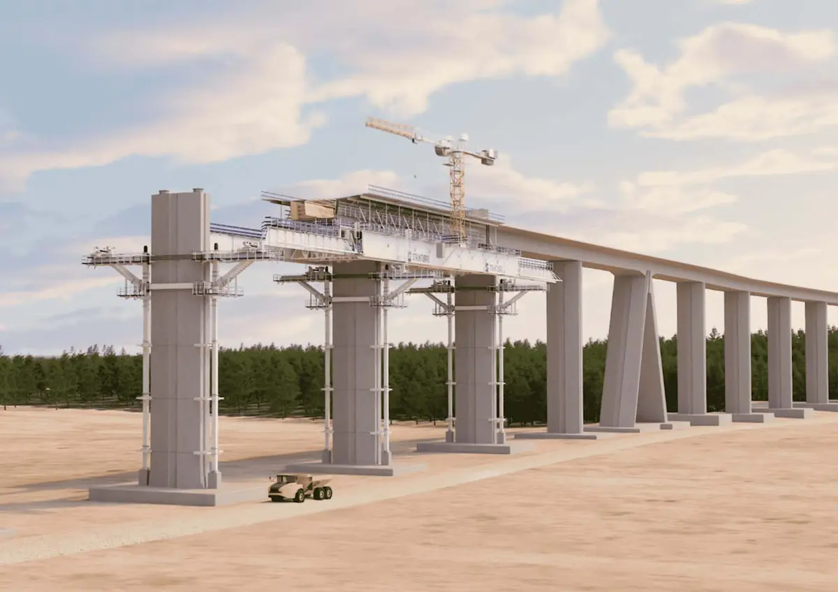 Uzun viyadük inşaatının 3D render görüntüsü; arka planda sıralı beton pier kolonlar, ön planda MSS hareketli iskele sistemi ve üstünde inşaat vinci; viyadük açıklıkları kademeli olarak tamamlanıyor