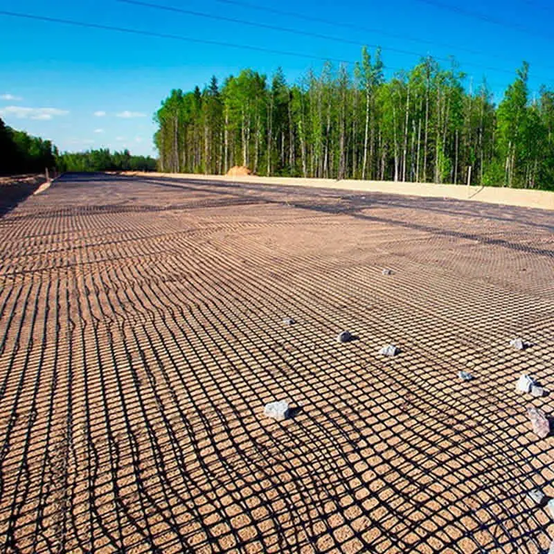 Geogrid yol zemin güçlendirme — büyük alana serilmiş ızgara